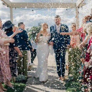 Couple showered with confetti